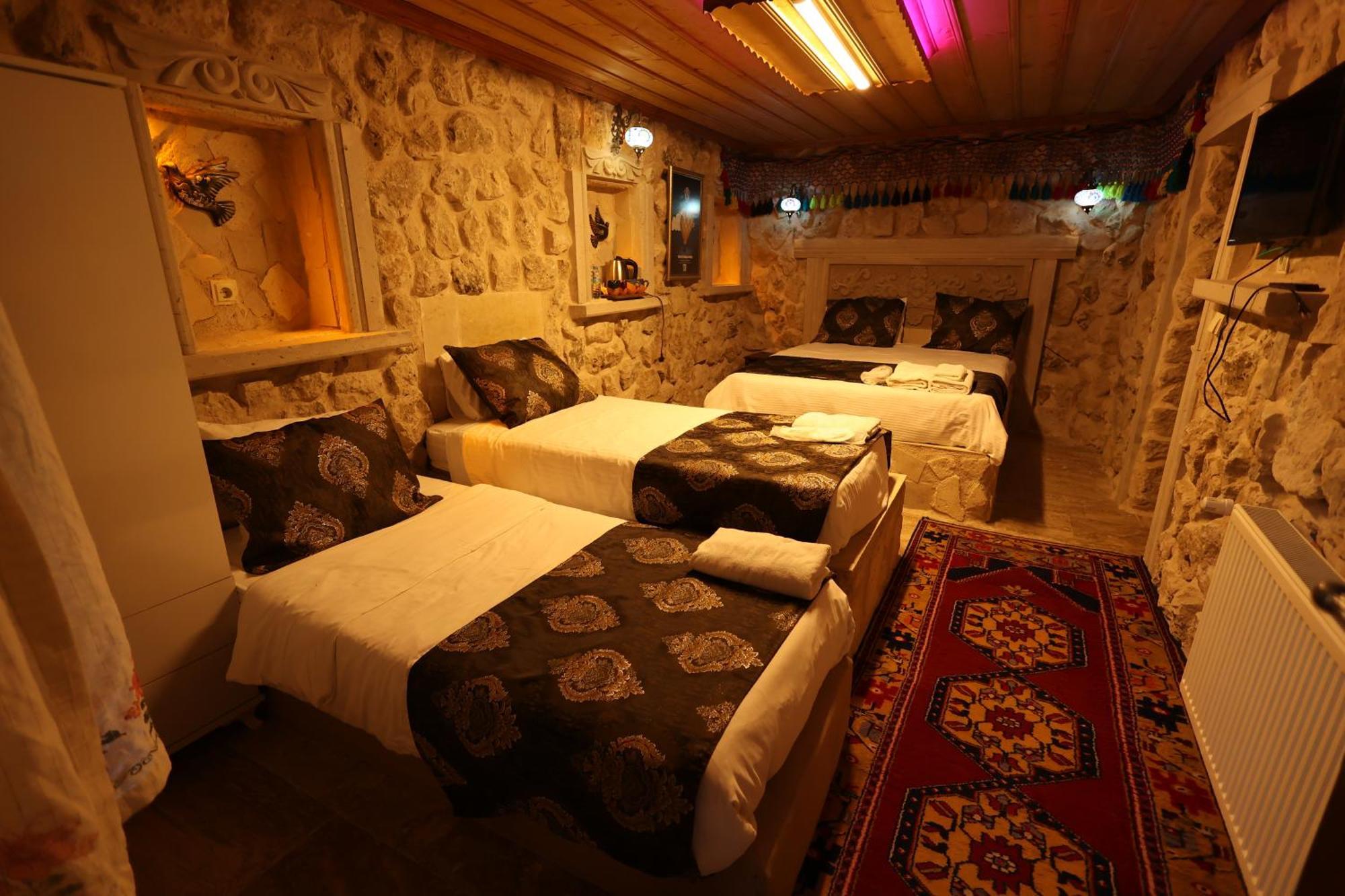 Lucky Luke Stone House Lägenhet Göreme Exteriör bild